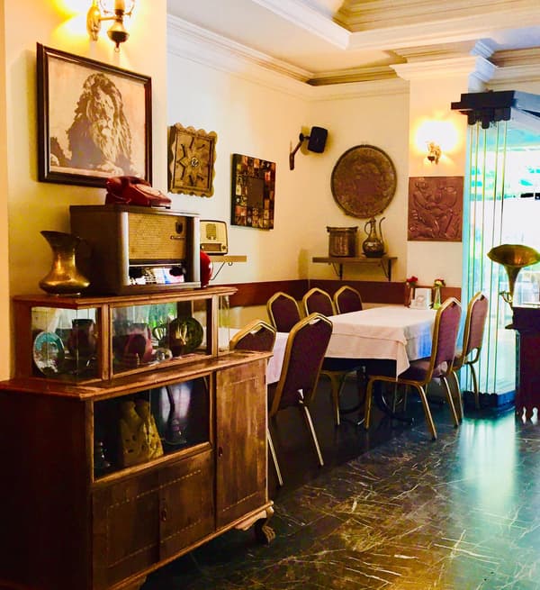 Safie Meyhane - 26. Fotoğraf Safie Meyhane - 26. Fotoğraf