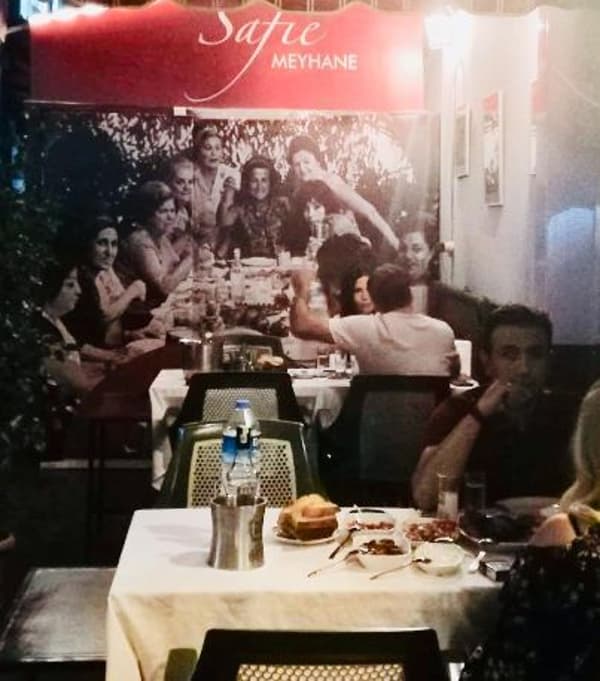 Safie Meyhane - 25. Fotoğraf Safie Meyhane - 25. Fotoğraf