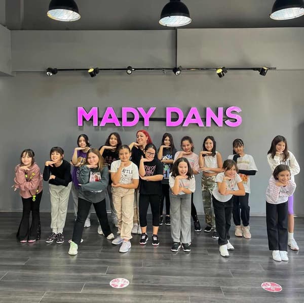 Mady Dans ve Bale - 13. Fotoğraf