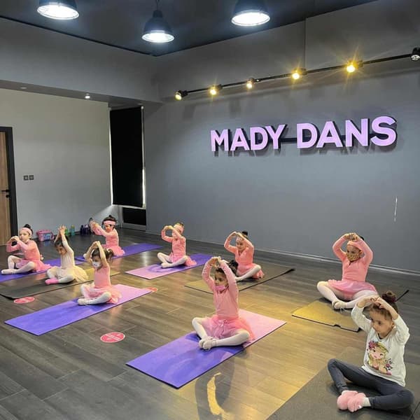 Mady Dans ve Bale - 12. Fotoğraf